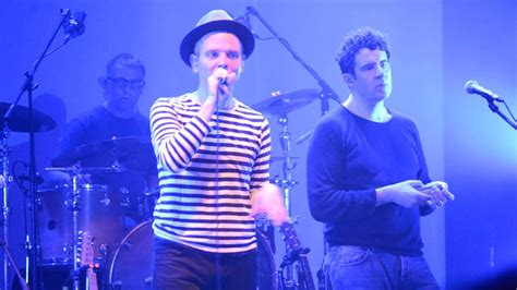 Belle and Sebastian / Piazza, New York Catcher en La ...