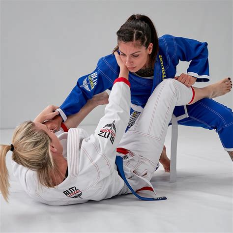 Pin By James Colwell On Jiu Jitsu Brazilian Jiu Jitsu Women Jiu