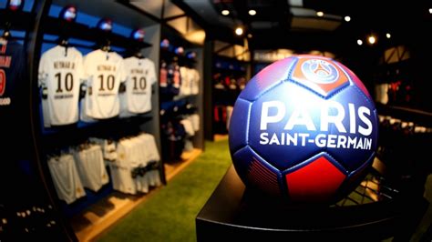 Découvrez également nos 21 offres et promos 100% valides ! Club : Le PSG ouvre une nouvelle boutique au Qatar ...