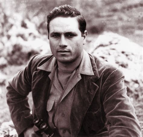 Breng ons een bezoekje op een van onze locaties. Salvatore Giuliano (1922-1950) - Auteur - Ressources de la ...