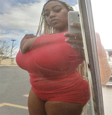 Big Titty Goddess Shesfreaky