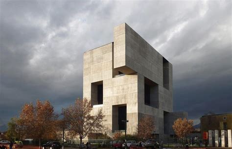 Elemental Casts Concrete Innovation Center Uc In Chile Around Open Core