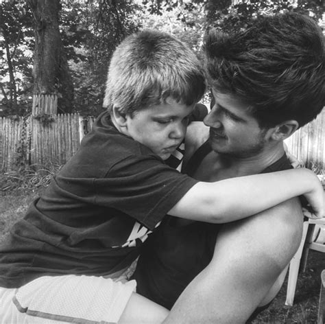 joey and jett his brother joey graceffa celebrity dads escape the night