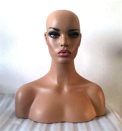 new 1pc female realistic mannequin head fiberglass jewelry and hat display glasses mold stand