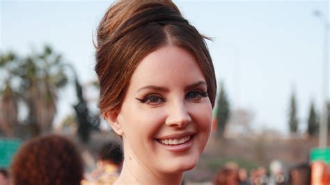 Heres How Much Lana Del Rey Is Really Worth