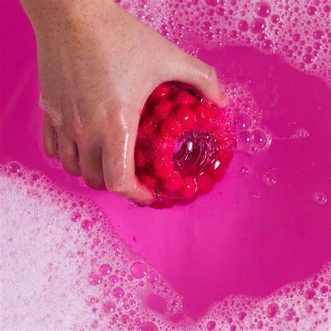 Raspberry Blower Reusable Bubble Bar Lush Cosmetics