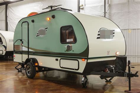 New 2015 179 Lightweight Slide Out Ultra Lite Travel Trailer Camper For