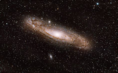 I Photographed Our Galactic Neighbor Andromeda Rmildlyinteresting