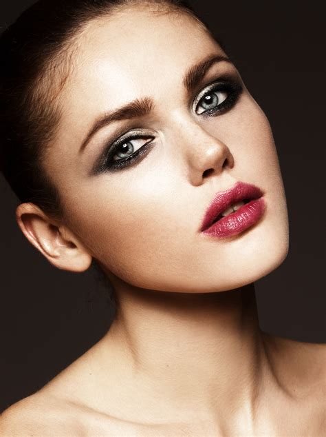 6 Smoky Eye Tips From Makeup Artists Allure