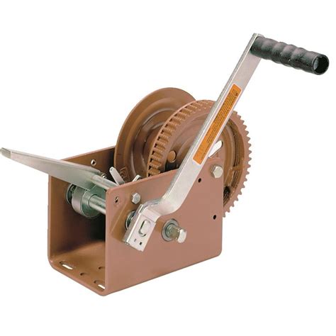 Hand Crank Winch With 2500 Lb Pulling Capacity — Gemplers