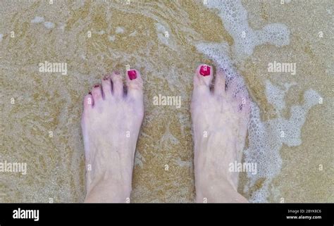 Toes Red Nail Polish In Hi Res Stock Photography And Images Alamy