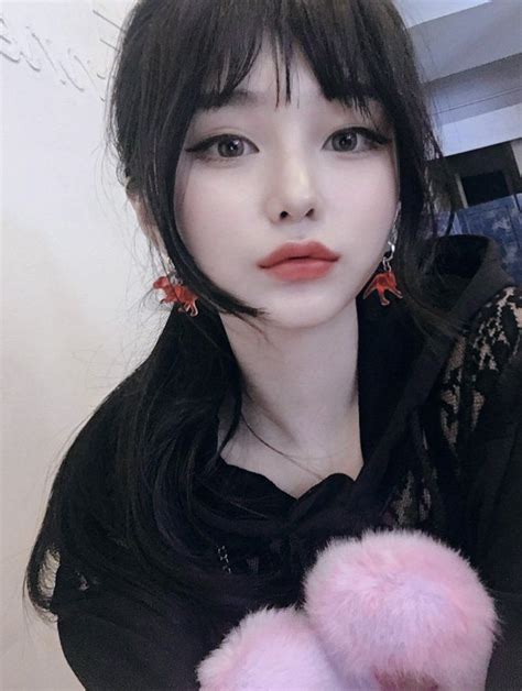 Pin By Vyradis On Seunghyo Pretty Korean Girls Beauty Girl Hair Styles