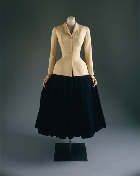 Storia New Look Di Christian Dior La Moda Nel Dopoguerra Lifeandpeople