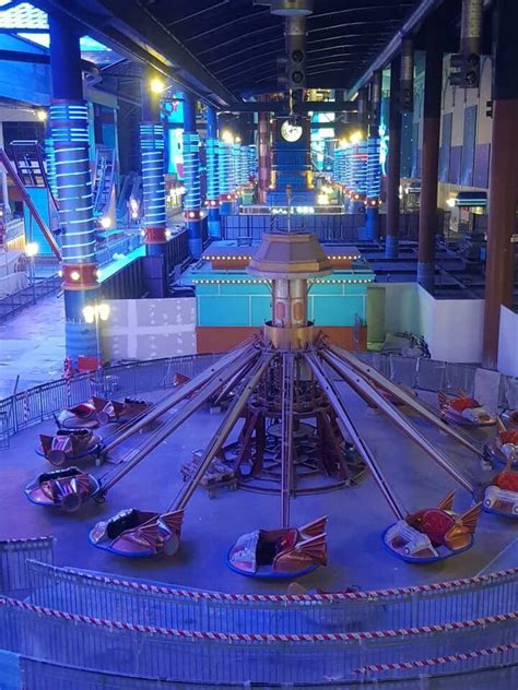 Perched atop the genting highlands, almost 6,500 feet (2,000 meters) the park's first world indoor area offers various rides within themed zones, each named after famous cities and landmarks around the world. SKYTROPOLIS INDOOR THEME PARK, GENTING HIGHLAND