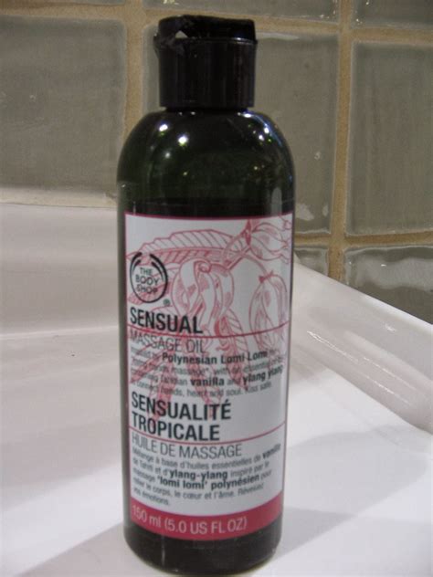 Why i don't recommend coconut oil for eczema. The Male Edit: The Body Shop Sensual Massage Oil review