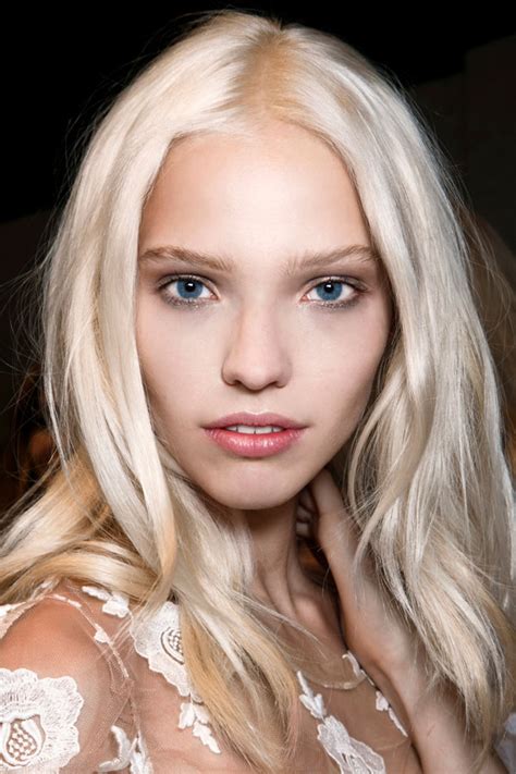 8 Tips That Will Help You Achieve The Very Best Blonde Hair Color Stylecaster