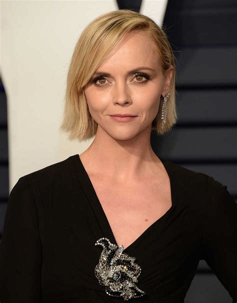 Christina Ricci Attends Vanity Fair Oscar Party In Beverly Hills 0224