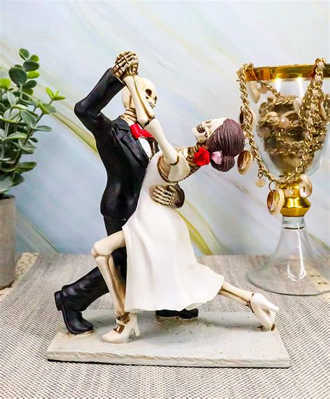 The Holiday Aisle Culosio Wedding Pose Couple Dias De Los Muertos Day