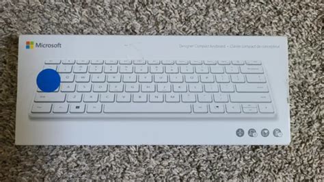 Microsoft Designer Compact Wireless Keyboard 1954 Glacier 21y