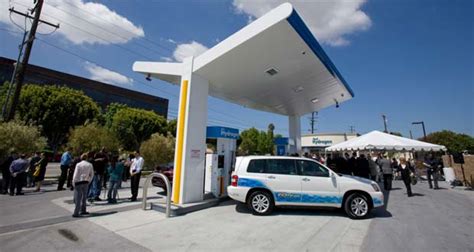 Shell And Toyota Open Pipeline Fed Hydrogen Station In California