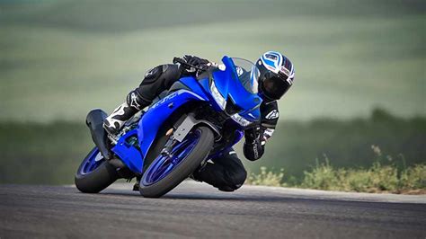 Check mileage, colors, photos, full specifications, india launch news and updates. Nueva YAMAHA YZF R125 2020 en Bc motos YAMAHA en Barcelona