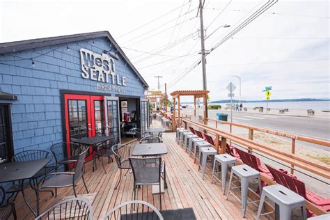 The 20 Best Places To Eat And Drink By The Water Seattle The Infatuation