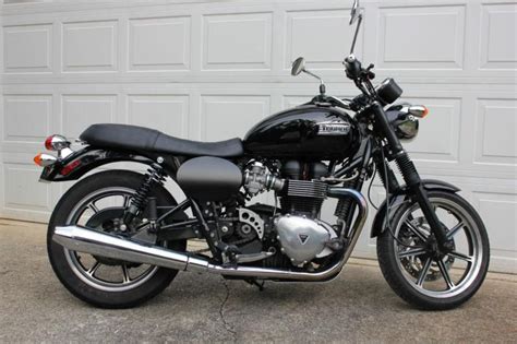 2009 Triumph Bonneville Se Runs Great Low For Sale On 2040 Motos