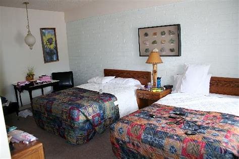 Grand Canyon Caverns Inn Updated 2023 Prices And Reviews Peach Springs