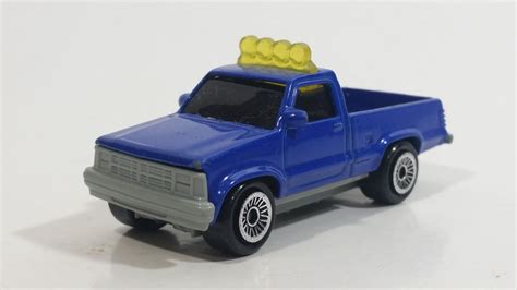 2002 Matchbox Dodge Dakota Blue Truck Die Cast Toy Car Vehicle Mcdonal