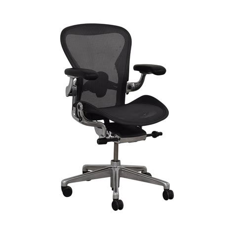 A few years ago, while sitting in my $160 ikea office chair, i read about a guy who claimed to have spent over $1,000 for a herman miller office chair. 73% OFF - Herman Miller Herman Miller Aeron Size B Black ...