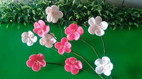 2,487 likes · 4 talking about this. Cara Paling Mudah Membuat Bunga Sakura dari Kain Flanel ...