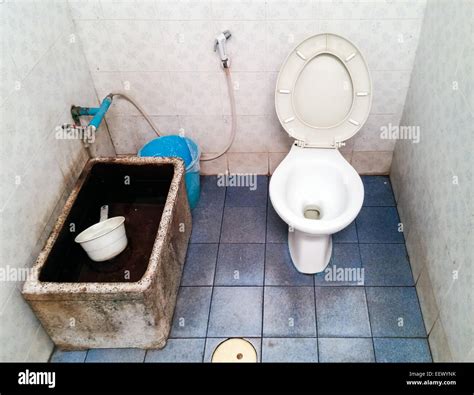 Dirty Public Toilet Of The Thai Temple Stock Photo Alamy