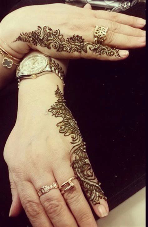 Beautiful Latest Simple Arabic Pakistani Indian Bridal Girl Mehndi Designs