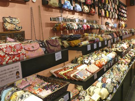 This is play japan gift shop located in kanazawa city nagamachi. Kiyomizu Temple, Shopping in Kyoto, Japan Souvenir Finder