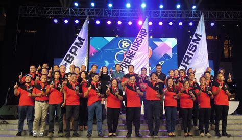 The startup grants by malaysian government. CBM 2019's Grand Opening Salvo | Cebu Daily News