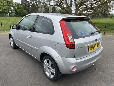 Ford Fiesta 125 Zetec Climate Hatchback 3dr Petrol Manual 142 Gkm