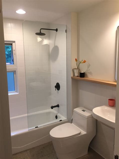 A Warm, Modern Update for a Small Bathroom - Remodelista