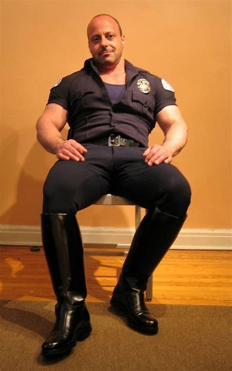 Big Burly Cops Sexy Bearded Men Men In Uniform Sexy Men