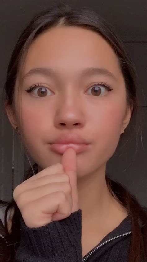 picture of lily chee