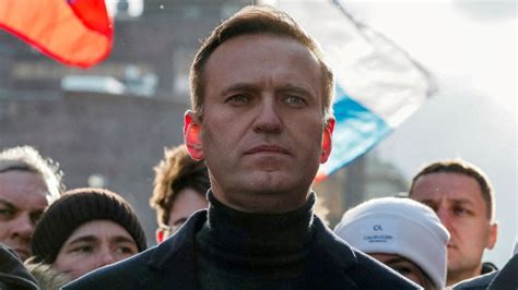 Who Is Alexey Navalny The Story Of Russias Opposition Leader Cnn