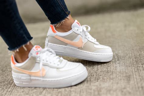 Our warehouse is open and ensures that shipments are shipped free of charge within the netherlands, belgium & germany. Nike Women's Air Force 1 Shadow White/Crimson Tint-Bright ...