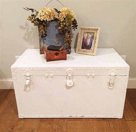 Vintage Trunk Painted With Chalk Paint Painted Trunk Vintage Trunks