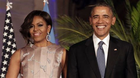Barack Michelle Obama Teken Kesepakatan Produksi Film Dengan Netflix