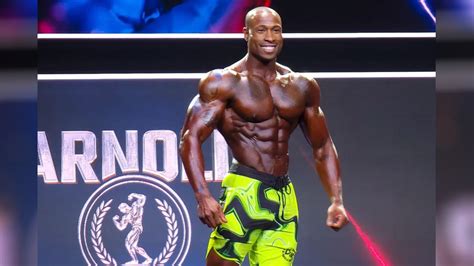 Erin Banks Wins The 2023 Arnold Class Mens Physique Title