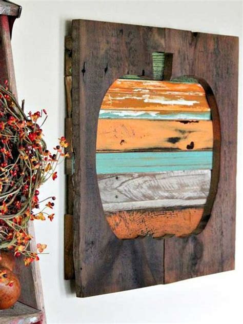25 Recycled Pallet Wall Art Ideas For Enhancing Your Interior