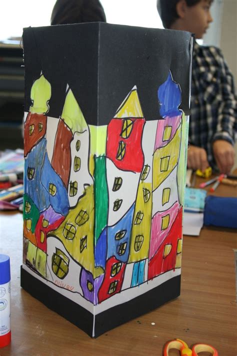 Télécharger des livres par marine scie date de sortie: Hundertwasser-Haus-Laterne | Hundertwasser, Laternen ...