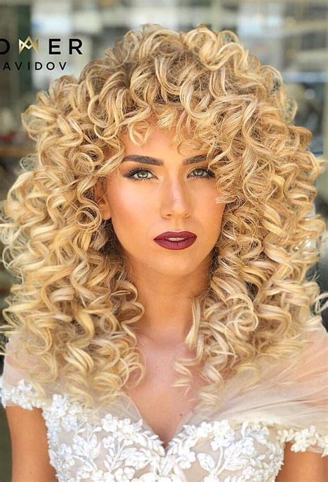 Pin By Dawnna On Curly Hairs Big Curls For Long Hair Beautiful Curly
