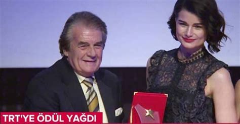 Devran vangölü prodüktör / producer : Canan Yener Reçber, En İyi Kadın Haber Sunucusu Seçildi