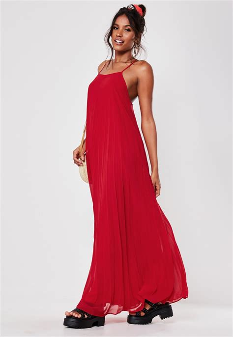 Red Strappy Pleated Maxi Dress Missguided