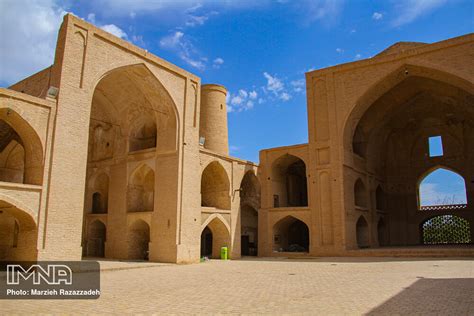 ایمنا مسجد جامع اردستان